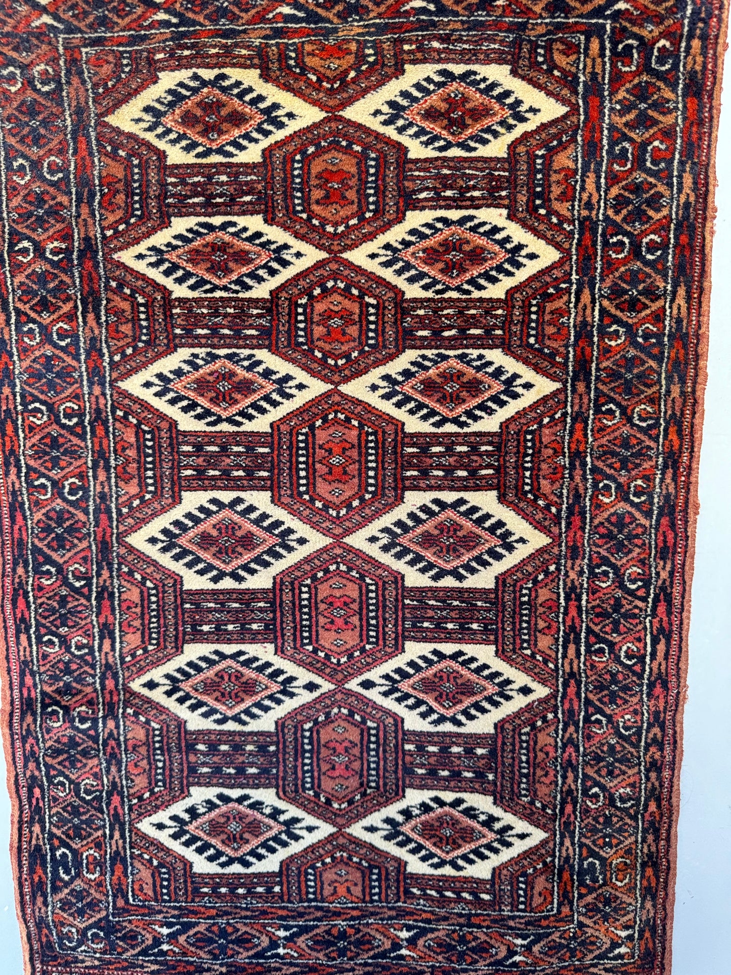 Handmade Jaldar Rug 103 x 62 cm | 3.38 x 2.03 ft