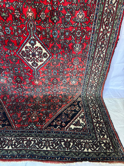 Handmade Persian Hosseinabad 295 x 197 cm | 9.68 x 6.46 ft