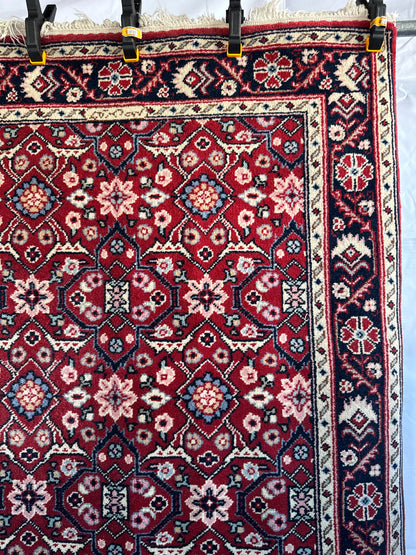 Handmade Oriental  102 x 168 cm | 5.51 x 3.35 ft