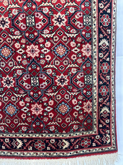 Handmade Oriental  102 x 168 cm | 5.51 x 3.35 ft