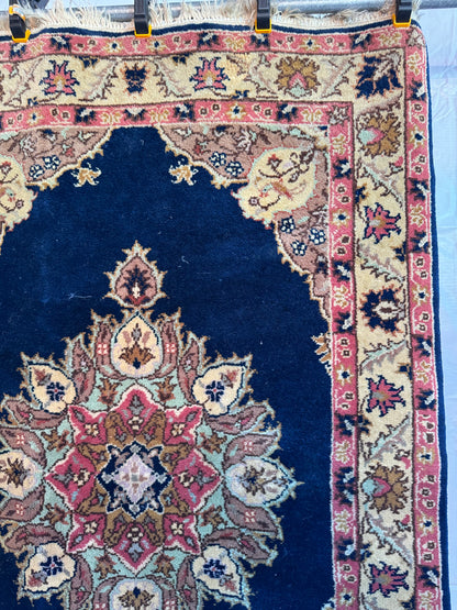 Handmade Oriental Rug 100 x 157 cm | 5.15 x 3.28 ft