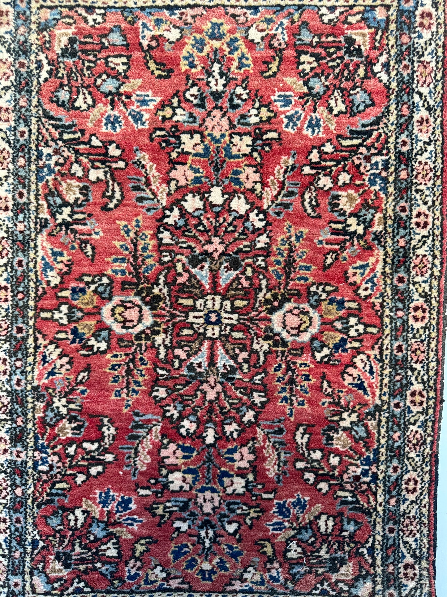 Handmade Persian Lilihan 97 x 63 cm | 3.18 x 2.07 ft