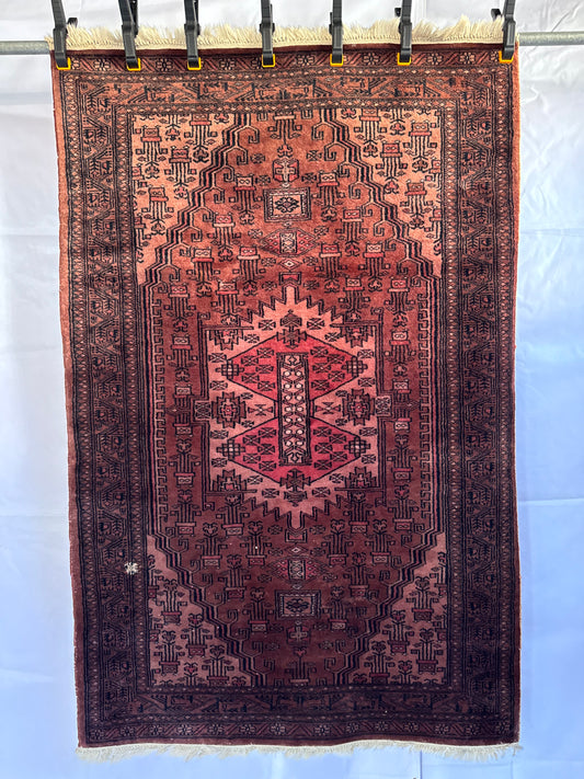 Handmade Lahore Rug 156 x 100 cm | 5.12 x 3.28 ft