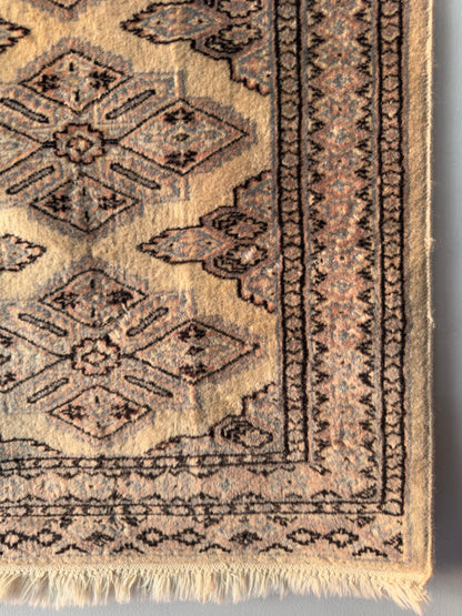 Handmade Lahore Rug 3 x 2 ft