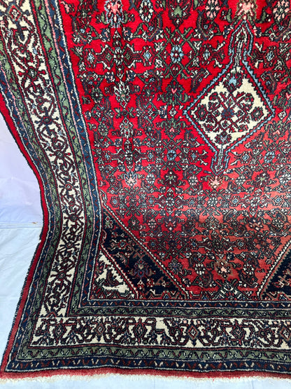 Handmade Persian Hosseinabad 295 x 197 cm | 9.68 x 6.46 ft