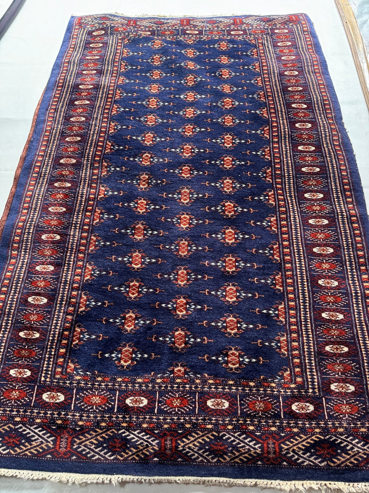 Handmade Bokhara 160 x 99 cm | 5.25 x 3.25 ft