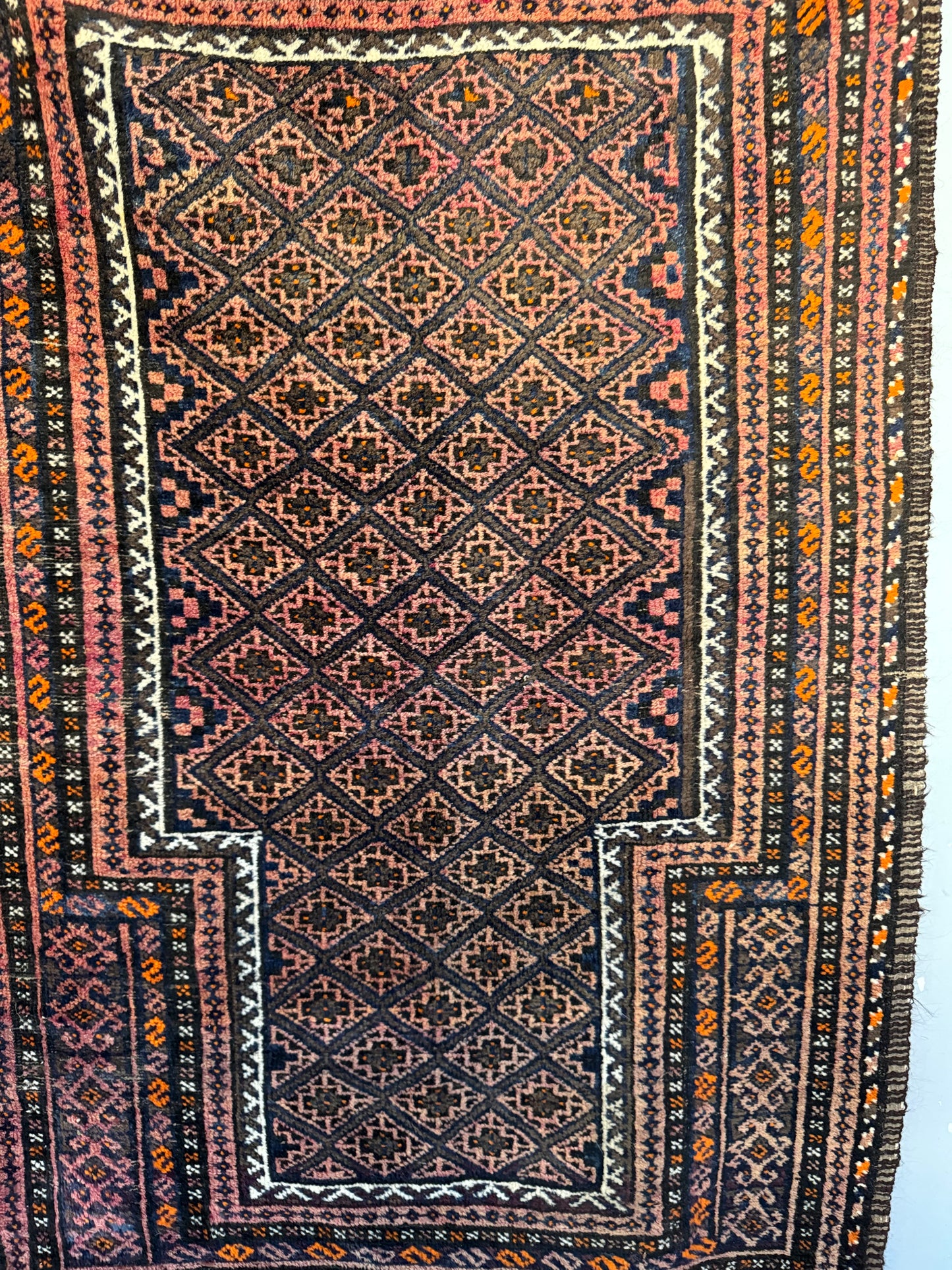 Handmade Zabol Rug 135 x 93 cm | 4.43 x 3 ft