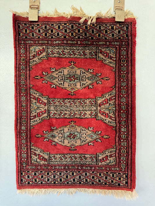 Handmade Mini Lahore 63 x 44 cm | 2.07 x 1.44 ft