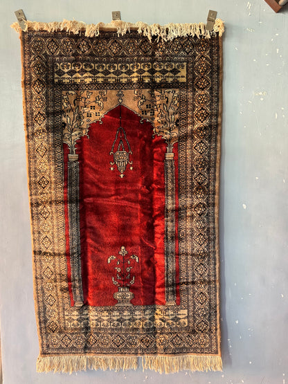 Handmade Lahore Rug 5.45 x 3.25 ft