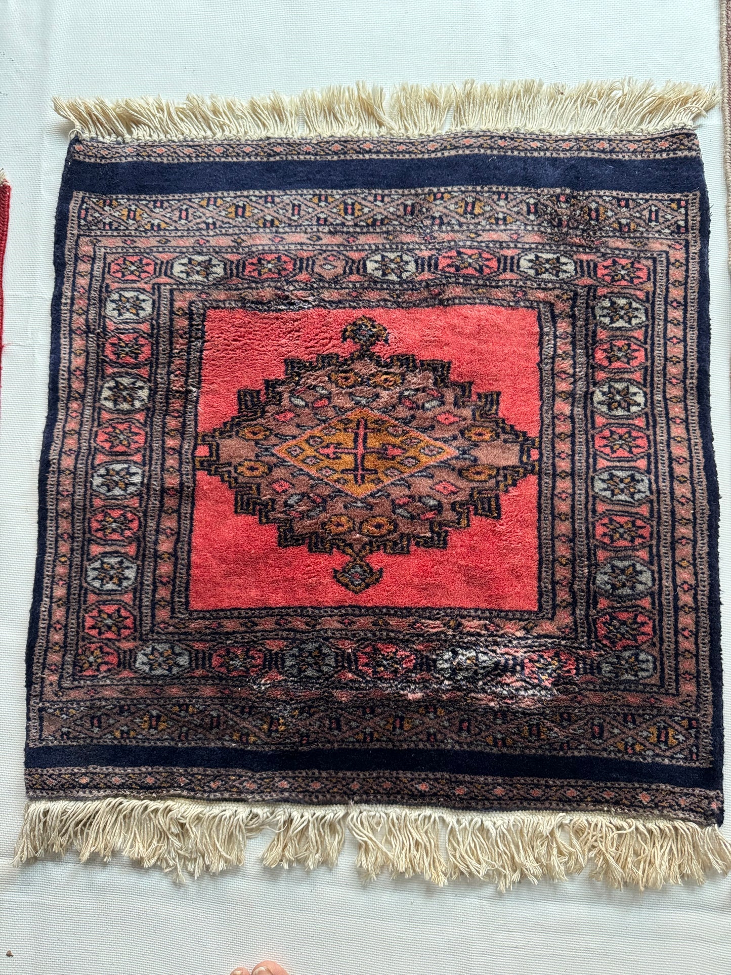 Handmade Mini Lahore Rug 62 x 62 cm | 2 x 2 ft