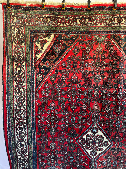 Handmade Persian Hosseinabad 295 x 197 cm | 9.68 x 6.46 ft