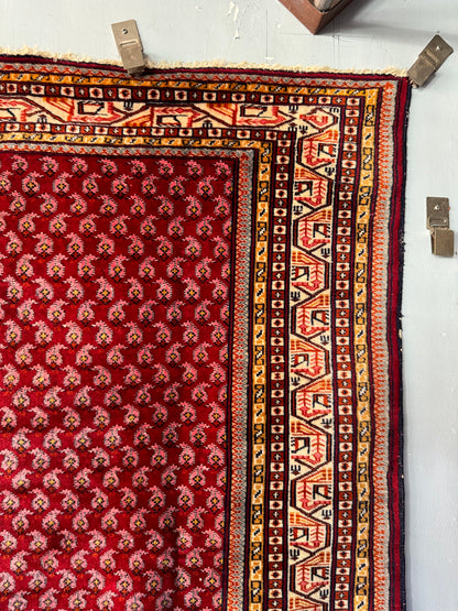 Handmade Lahore Rug 6.2 x 4 ft