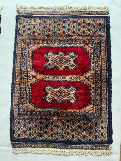 Handmade Mini Lahore Rug 73 x 49 cm | 2.4 x 1.61 ft