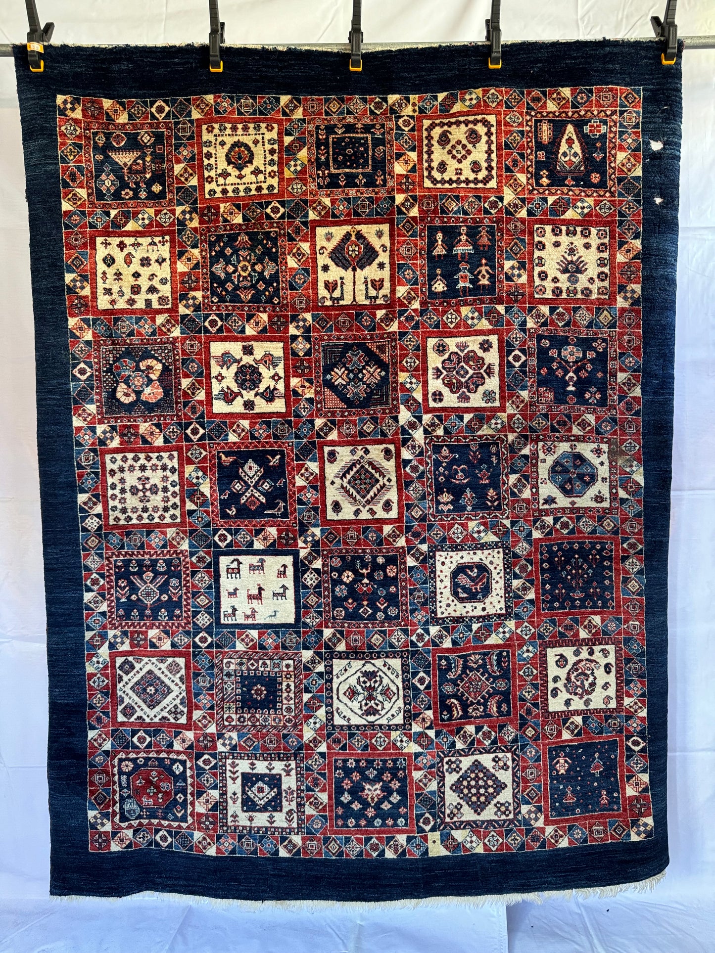 Handmade Persian Kashkuli 196 x 150 cm | 6.43 x 4.92 ft