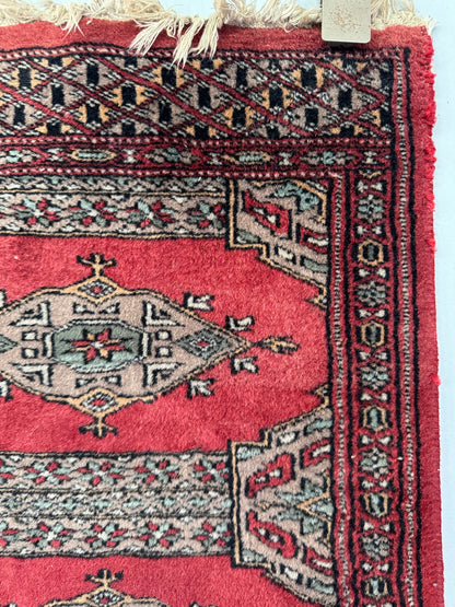 Handmade Mini Lahore 63 x 44 cm | 2.07 x 1.44 ft