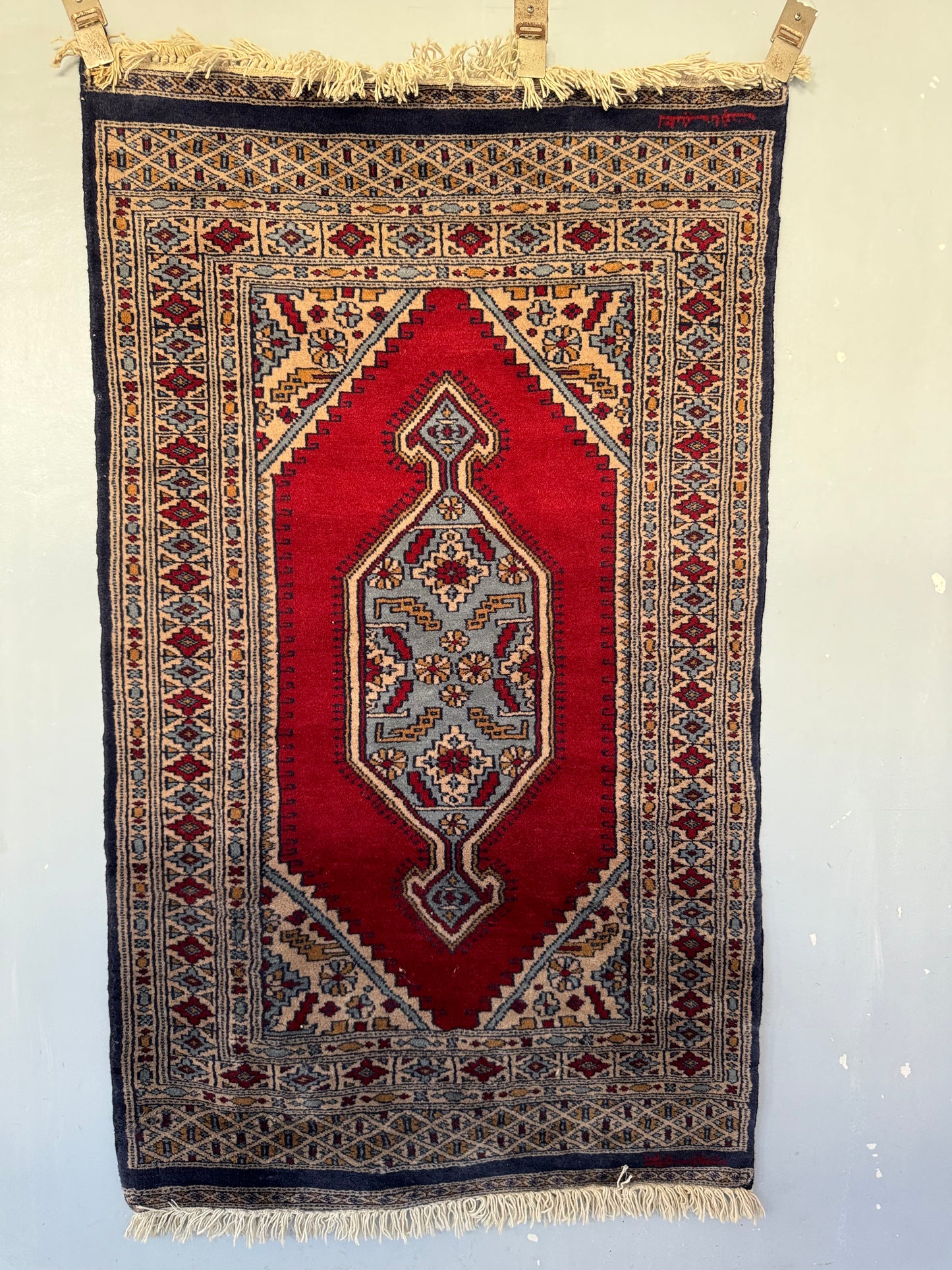 Handmade Lahore Rug 133 x 79 cm | 4.36 x 2.92 ft