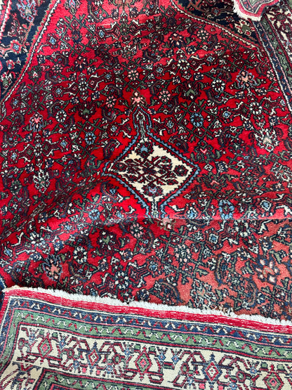 Handmade Persian Hosseinabad 295 x 197 cm | 9.68 x 6.46 ft