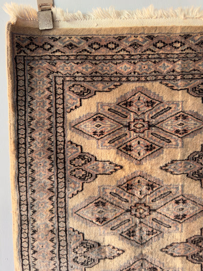 Handmade Lahore Rug 3 x 2 ft