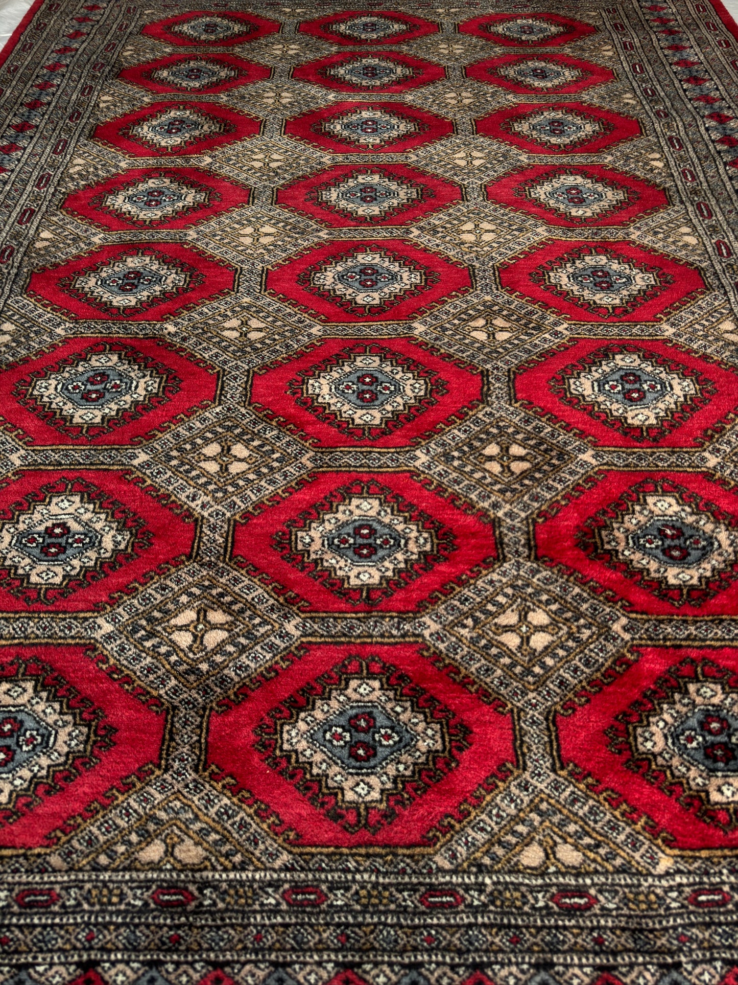 Handmade Jaldar Rug 8.2 x 5.25 ft