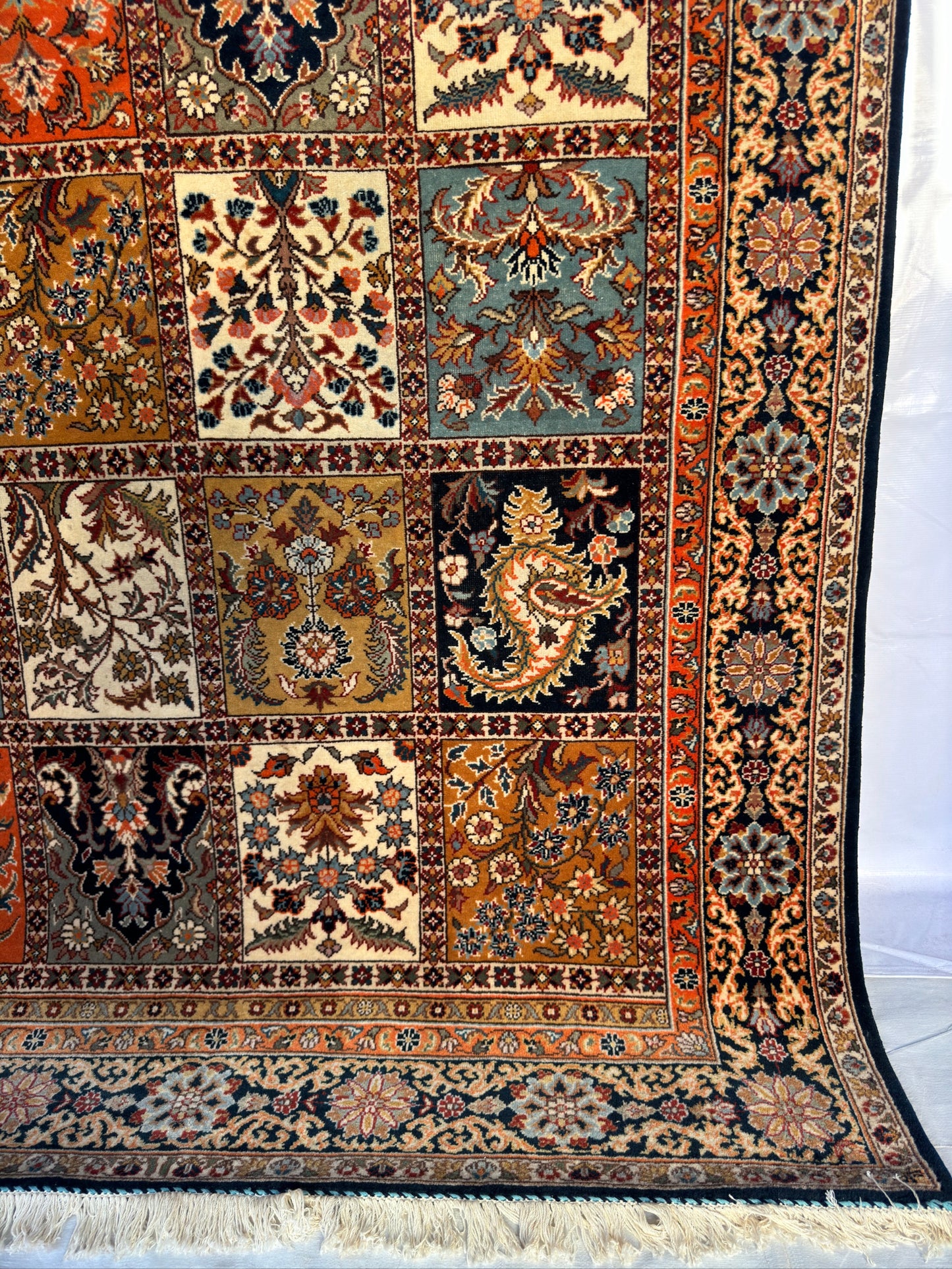 Handmade Persian Sarouk Rug 8.2 x 5.6 ft