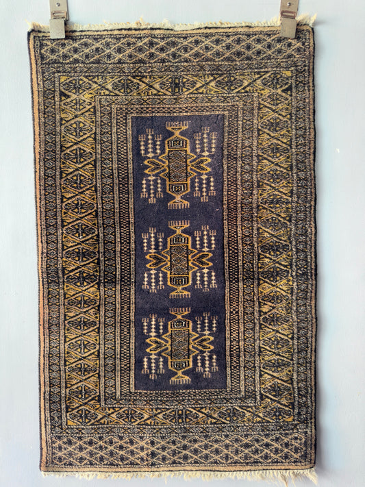 Handmade Lahore Rug | 3.2 x 2 ft