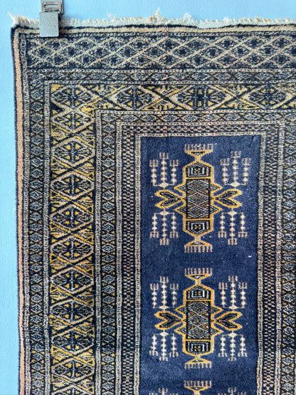 Handmade Lahore Rug | 3.2 x 2 ft