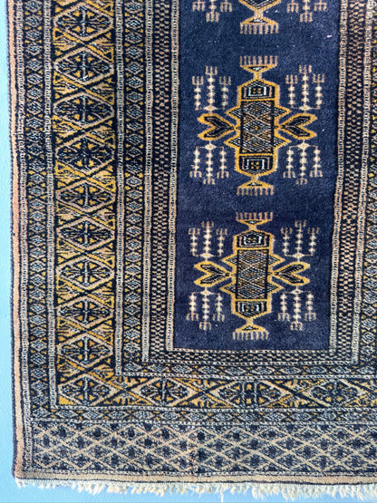 Handmade Lahore Rug | 3.2 x 2 ft