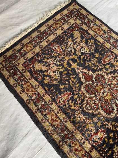 Handmade Lahore Rug 3.3 x 2 ft