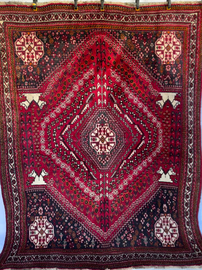 Handmade Persian Shiraz 181 x 242 cm | 7.94 x 5.94 ft